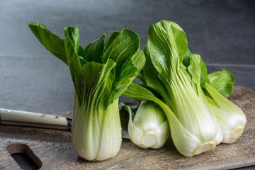 Poêlé de chou pak-choï et poulet